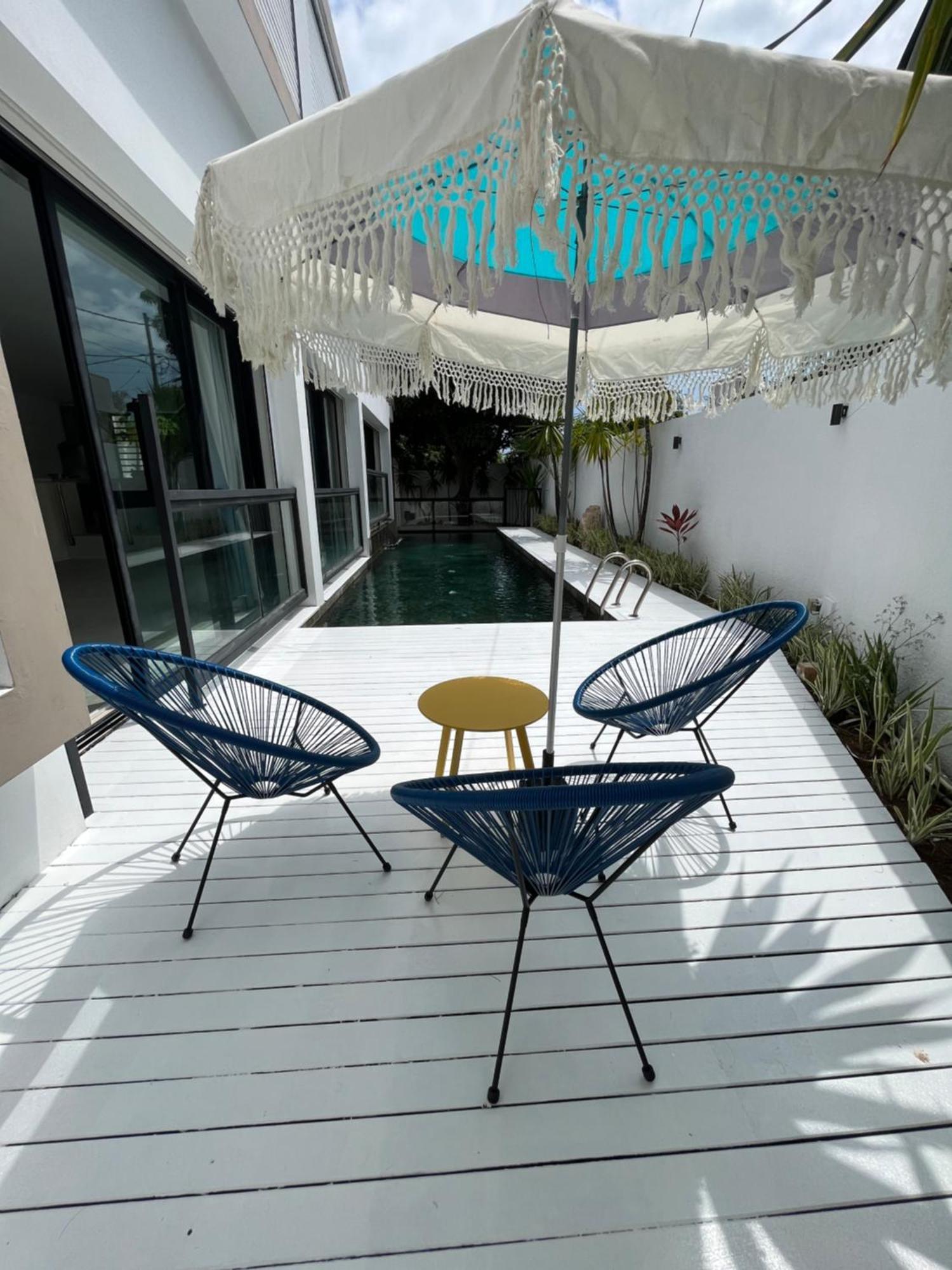Villa Moderne A Trou Aux Biches Exteriör bild