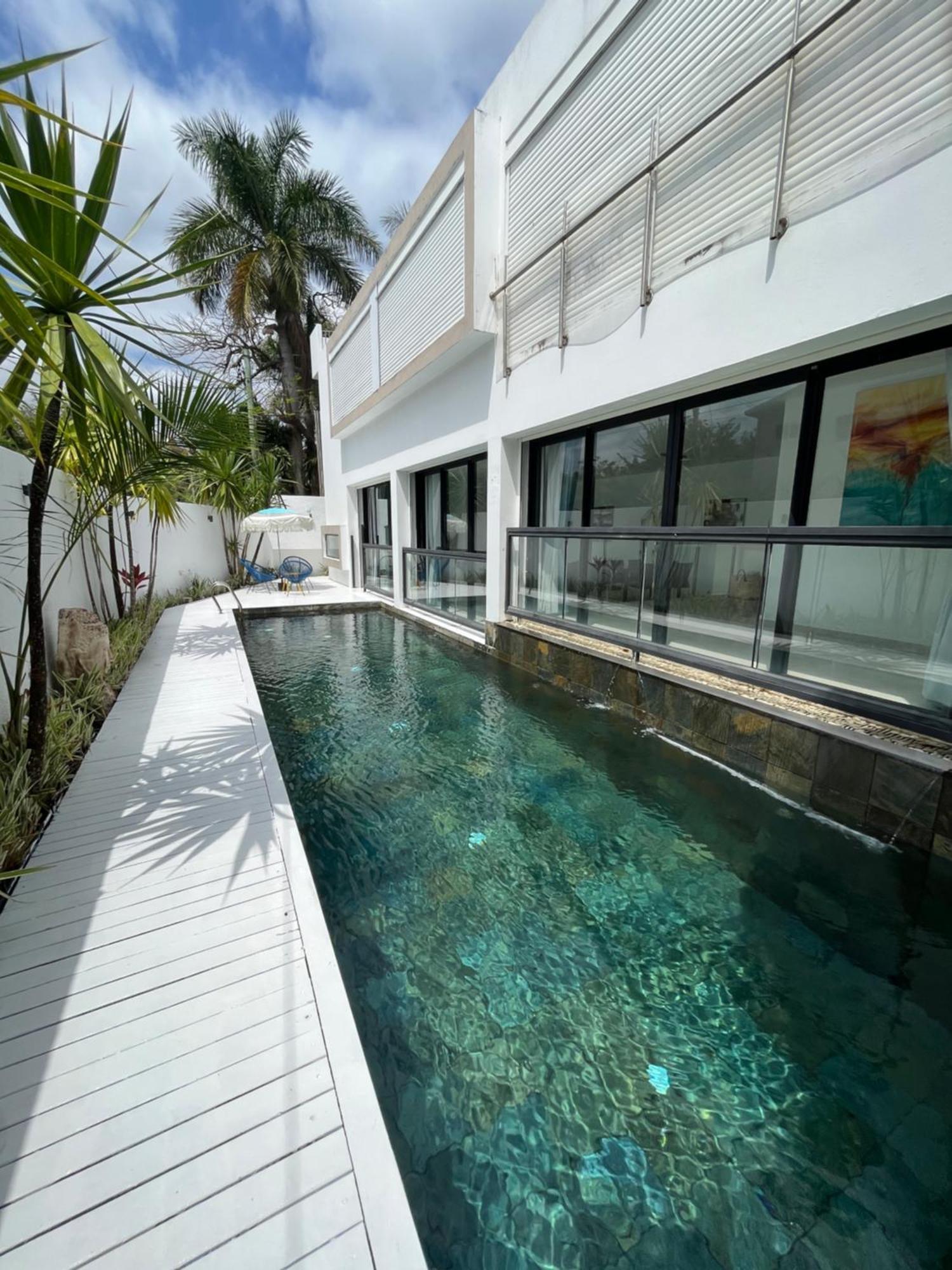 Villa Moderne A Trou Aux Biches Exteriör bild